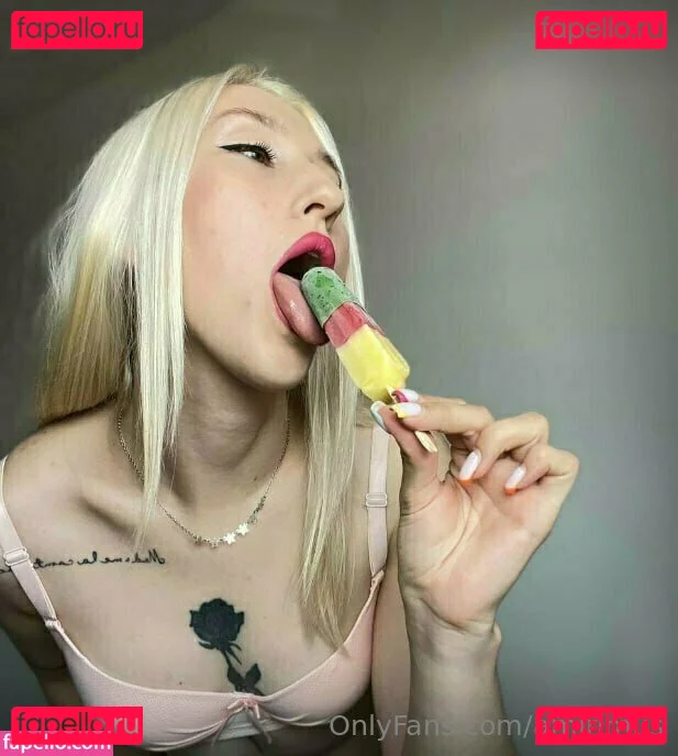 amirimus Onlyfans Photo Gallery 