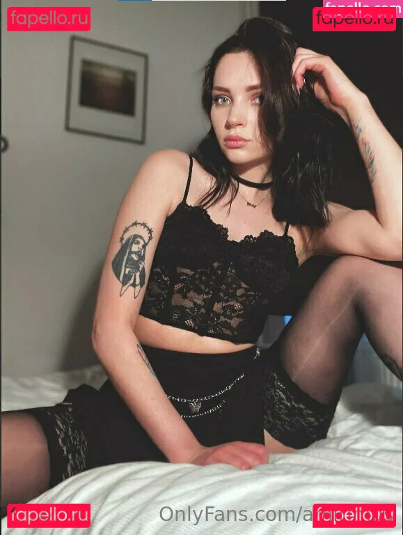 amirimus Onlyfans Photo Gallery 