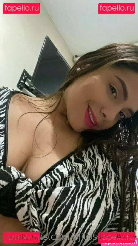ojitosangelita Onlyfans Photo Gallery 