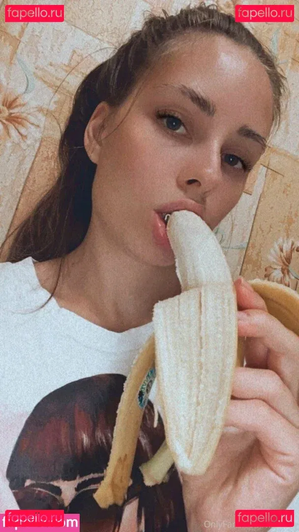 Nina Liin Onlyfans Photo Gallery 