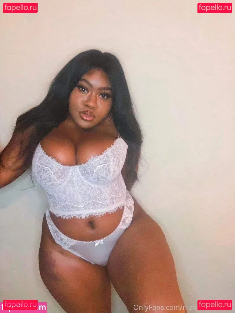 Nizhoni Renee Onlyfans Photo Gallery 