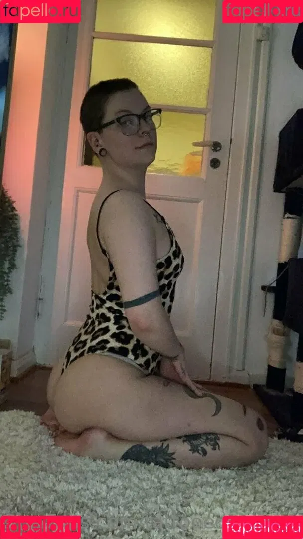 tattooedbiatchfree Onlyfans Photo Gallery 