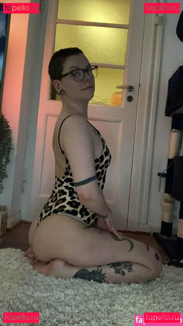 tattooedbiatchfree Onlyfans Photo Gallery 