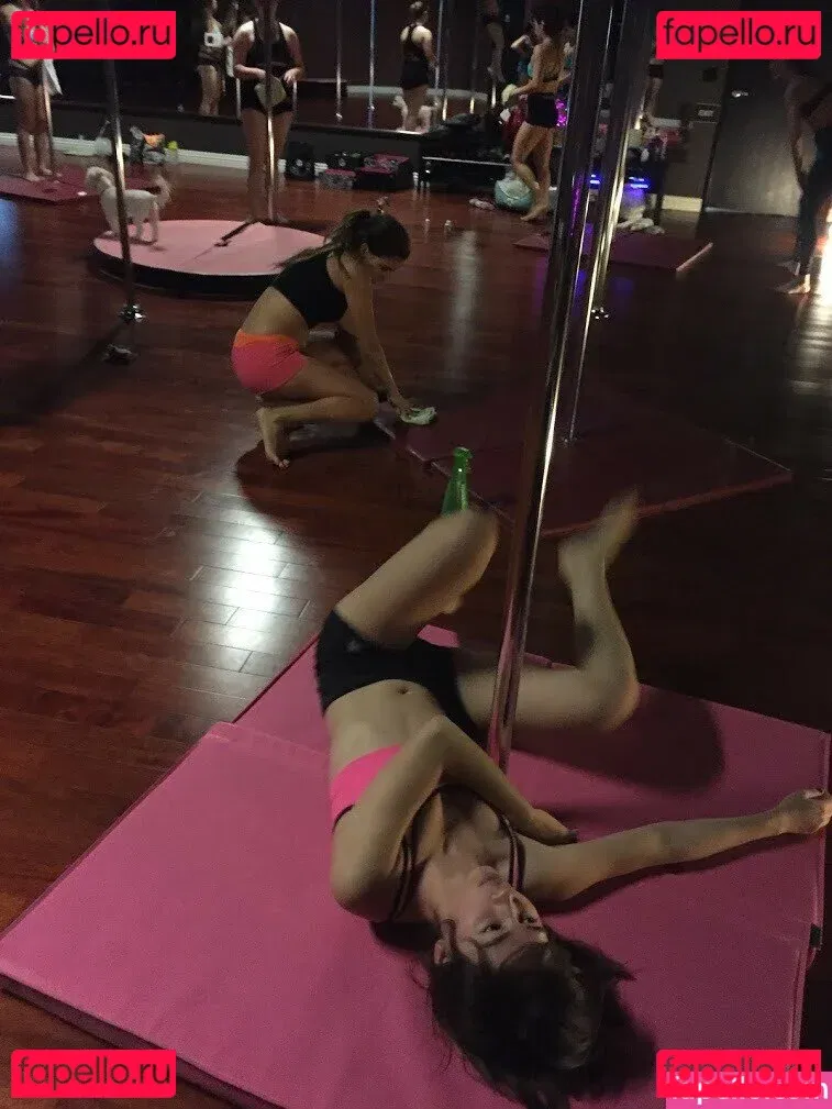 Ovilee May Onlyfans Photo Gallery 