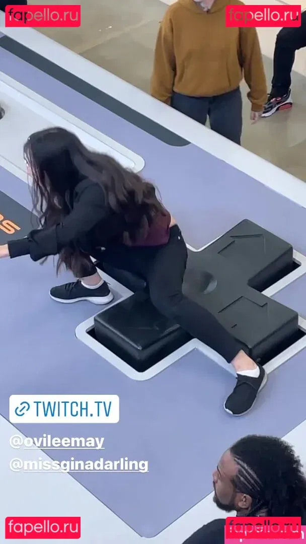 Ovilee May Onlyfans Photo Gallery 