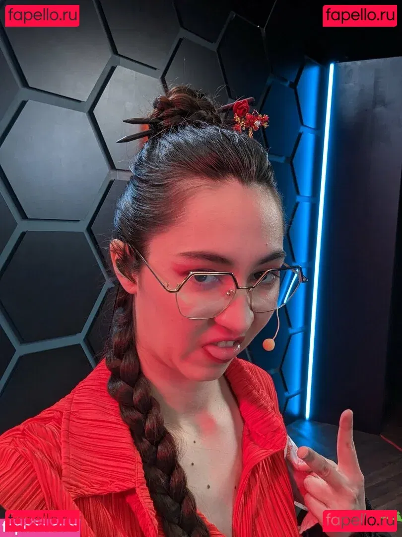 Ovilee May Onlyfans Photo Gallery 