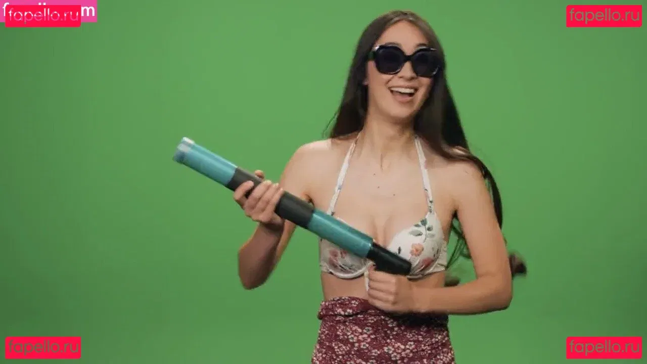 Ovilee May Onlyfans Photo Gallery 