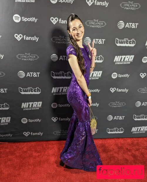 Ovilee May Onlyfans Photo Gallery 