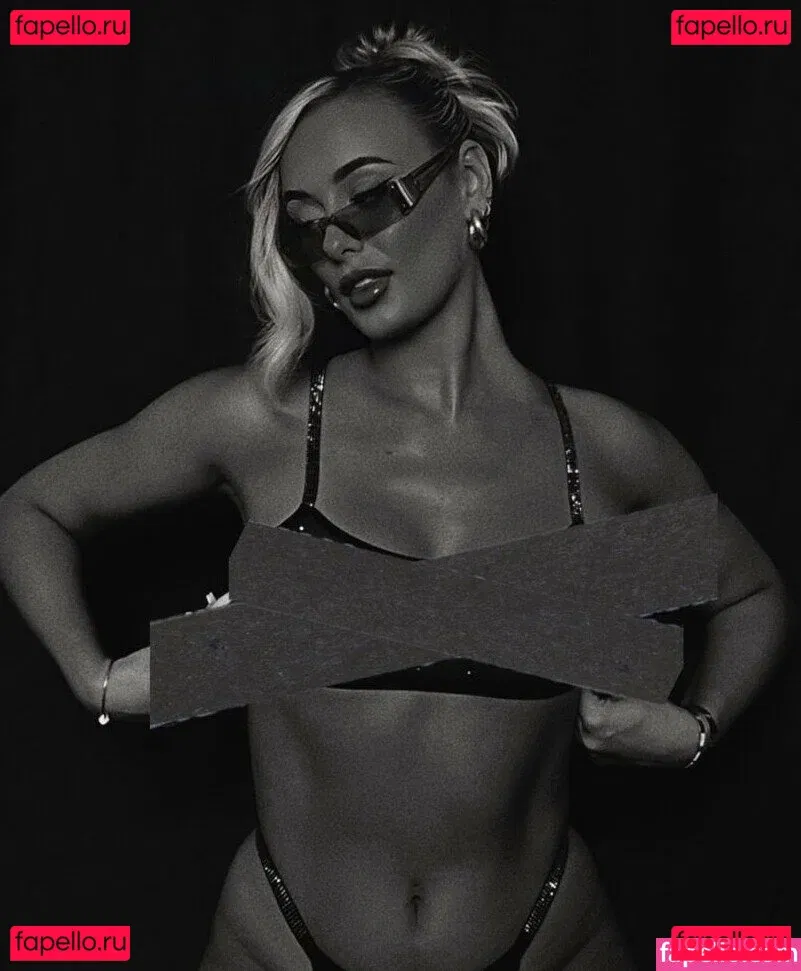 Millie Grace Court Onlyfans Photo Gallery 