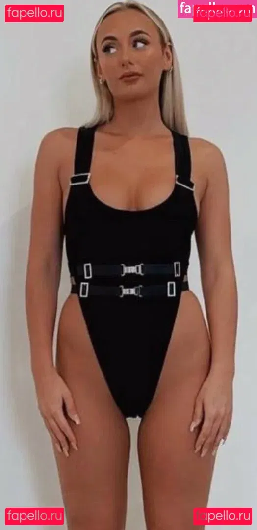 Millie Grace Court Onlyfans Photo Gallery 