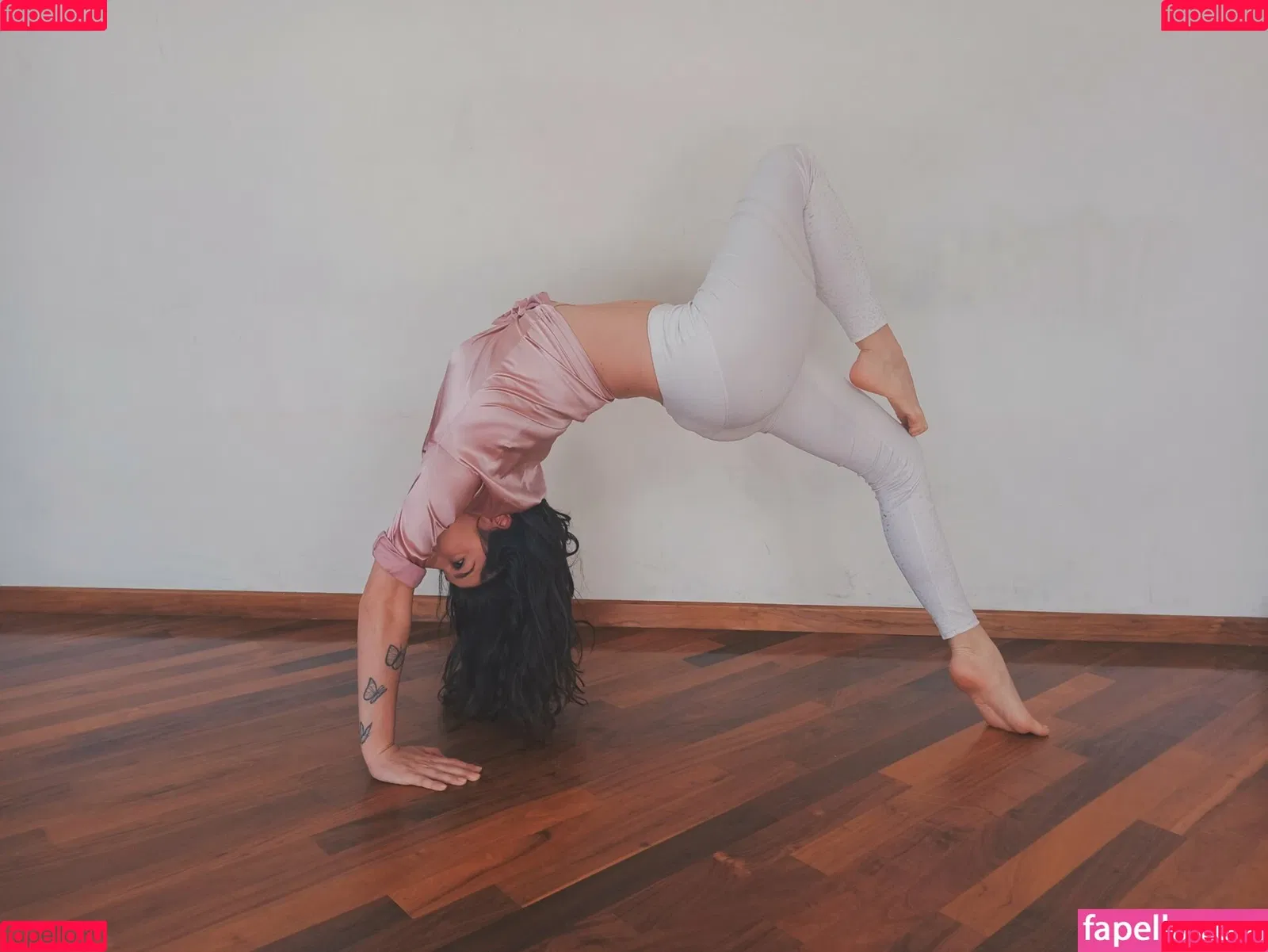 laurettavixen Onlyfans Photo Gallery 