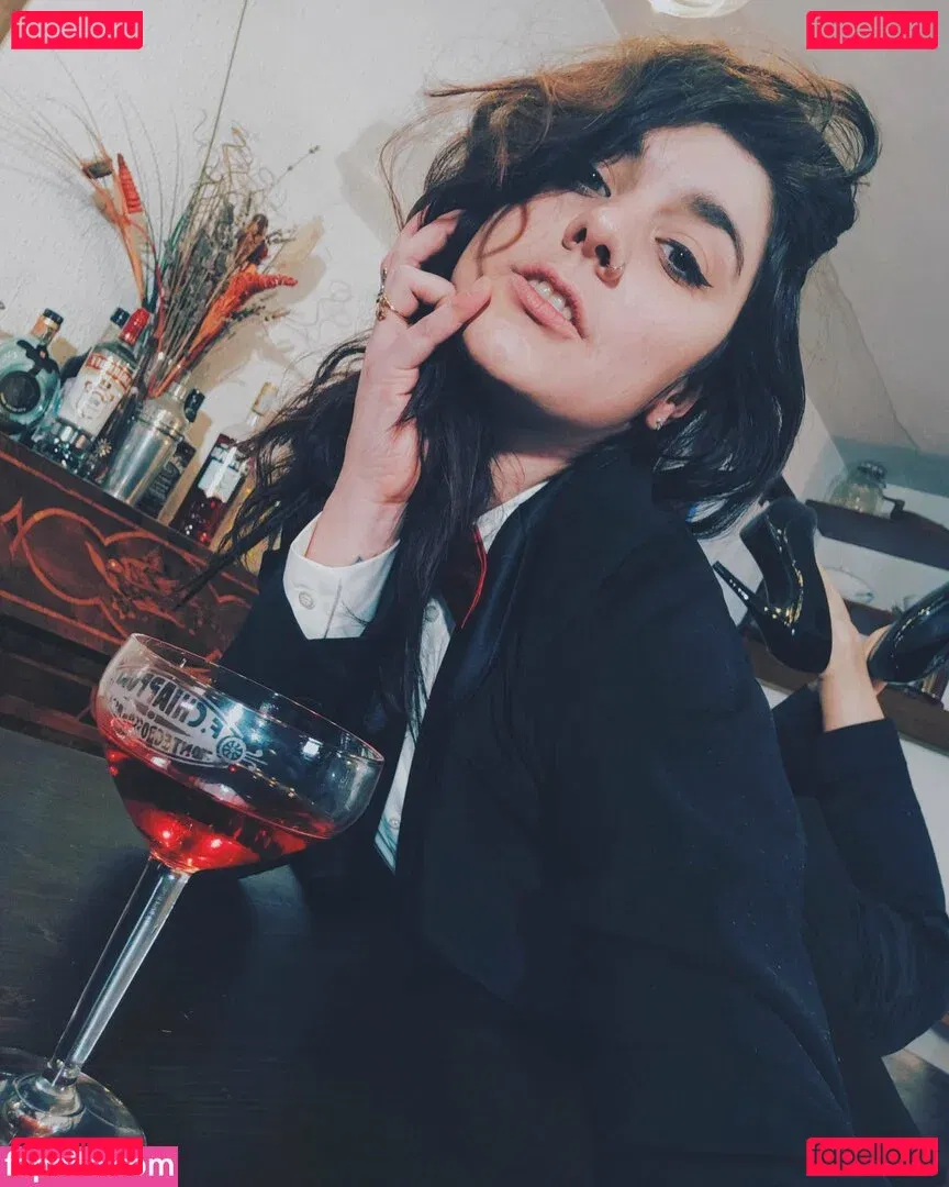 laurettavixen Onlyfans Photo Gallery 