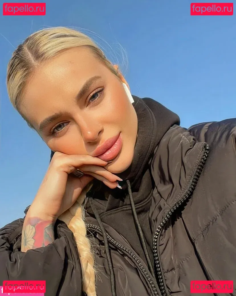 Angelika Kramer Onlyfans Photo Gallery 