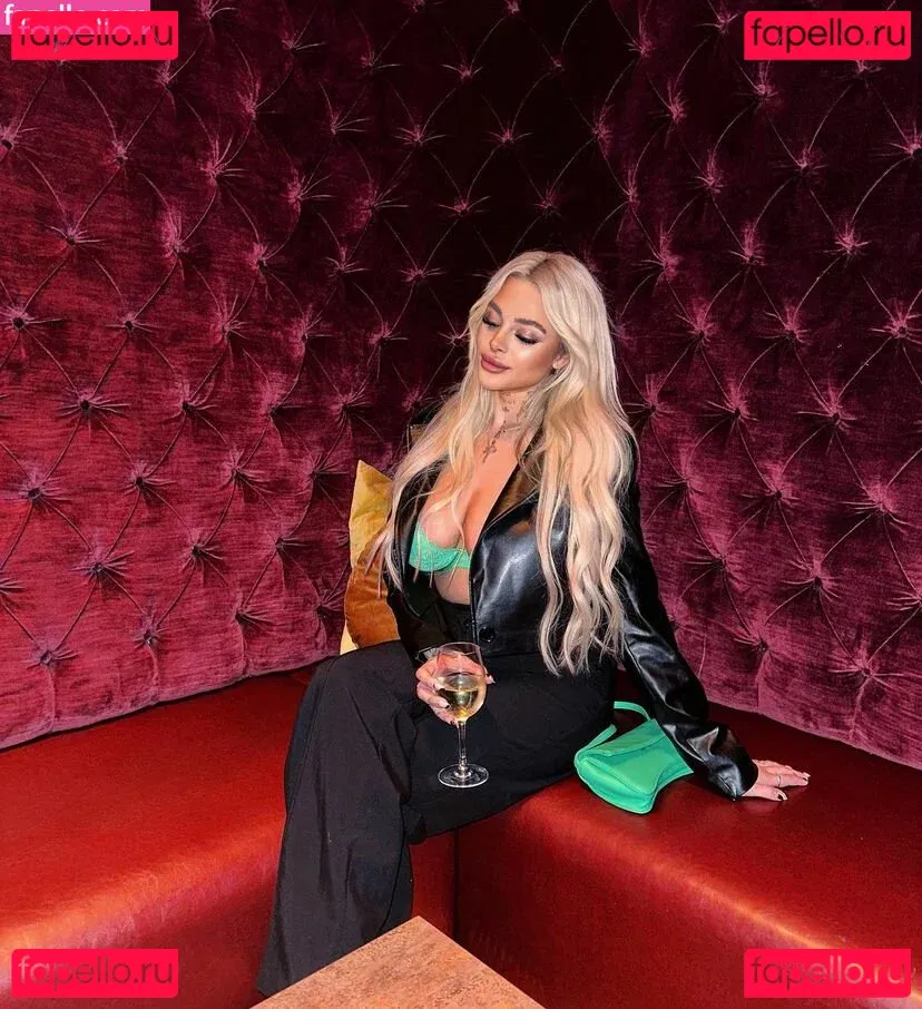 Angelika Kramer Onlyfans Photo Gallery 