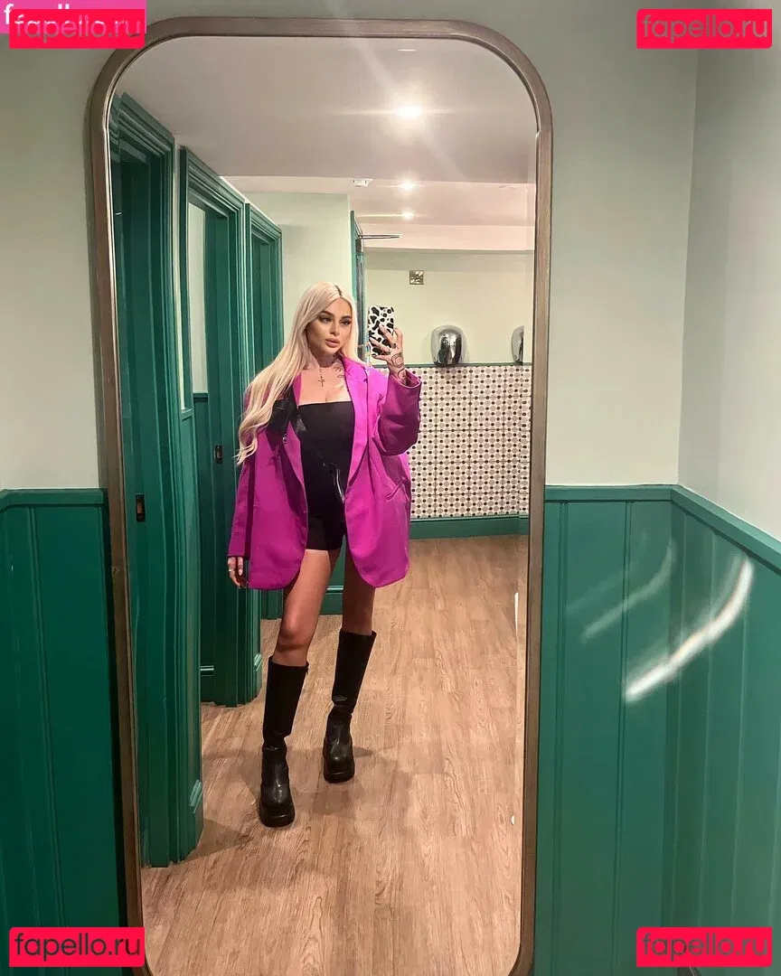 Angelika Kramer Onlyfans Photo Gallery 