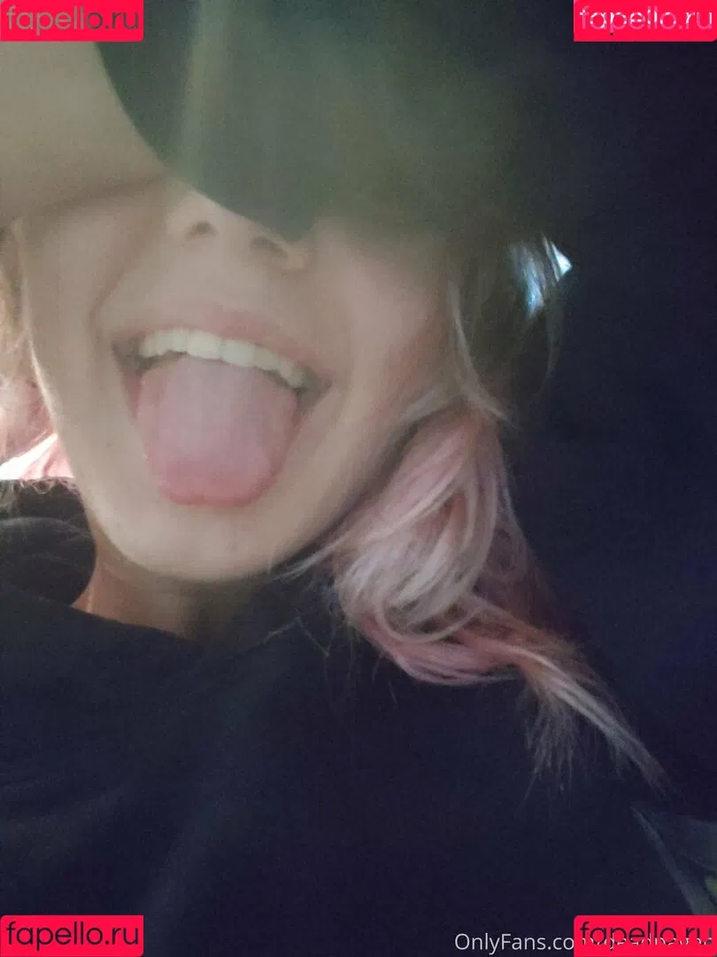 deadpagen Onlyfans Photo Gallery 