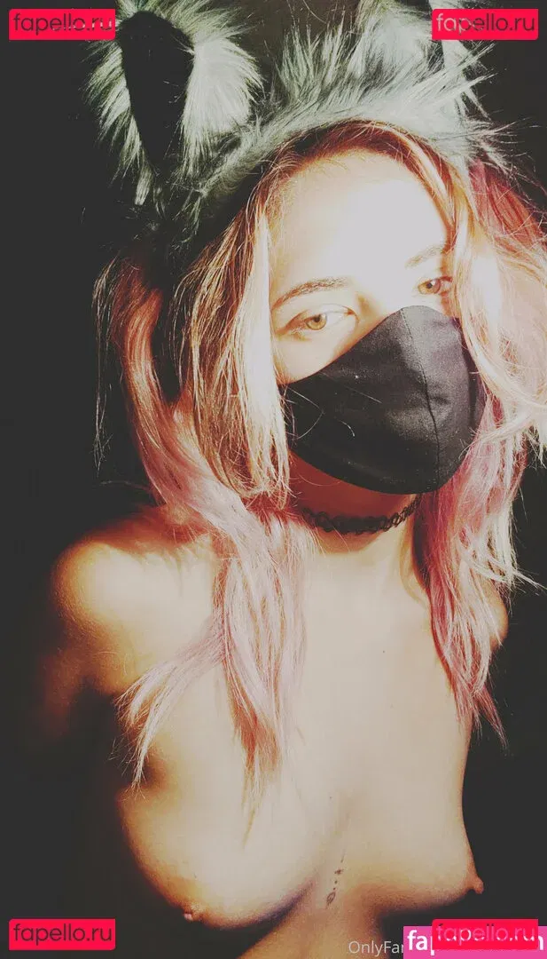 deadpagen Onlyfans Photo Gallery 