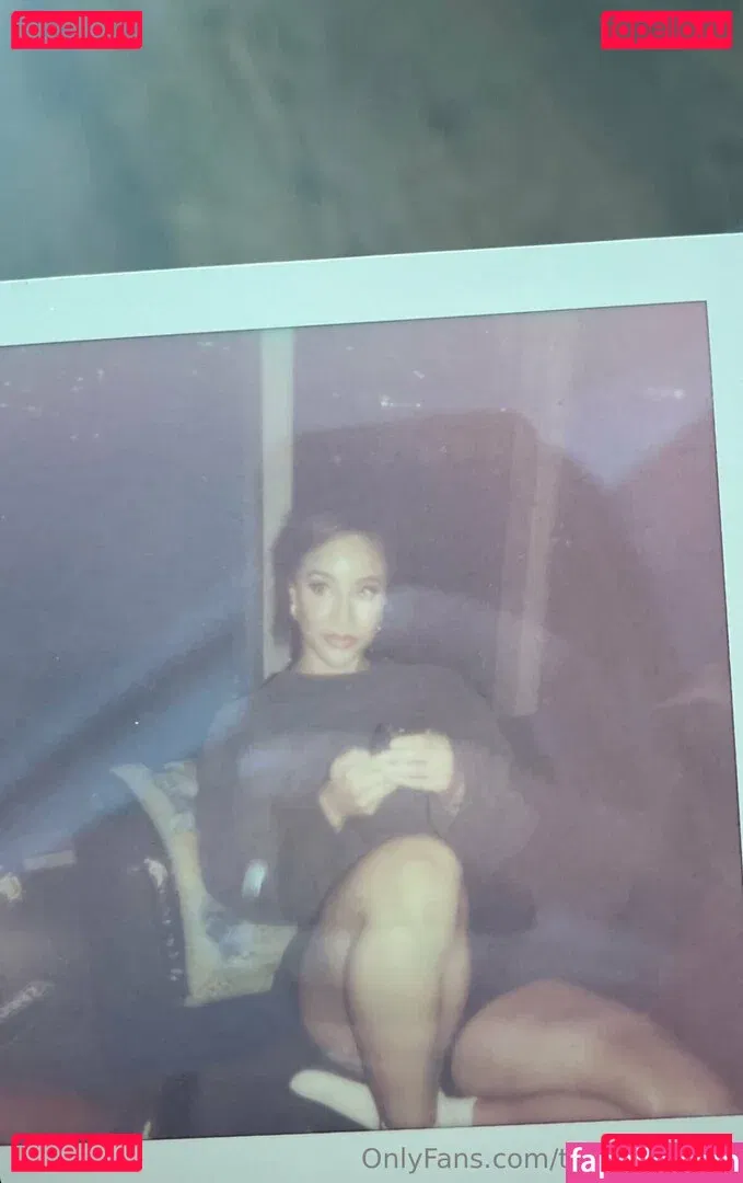 teannatrump Onlyfans Photo Gallery 