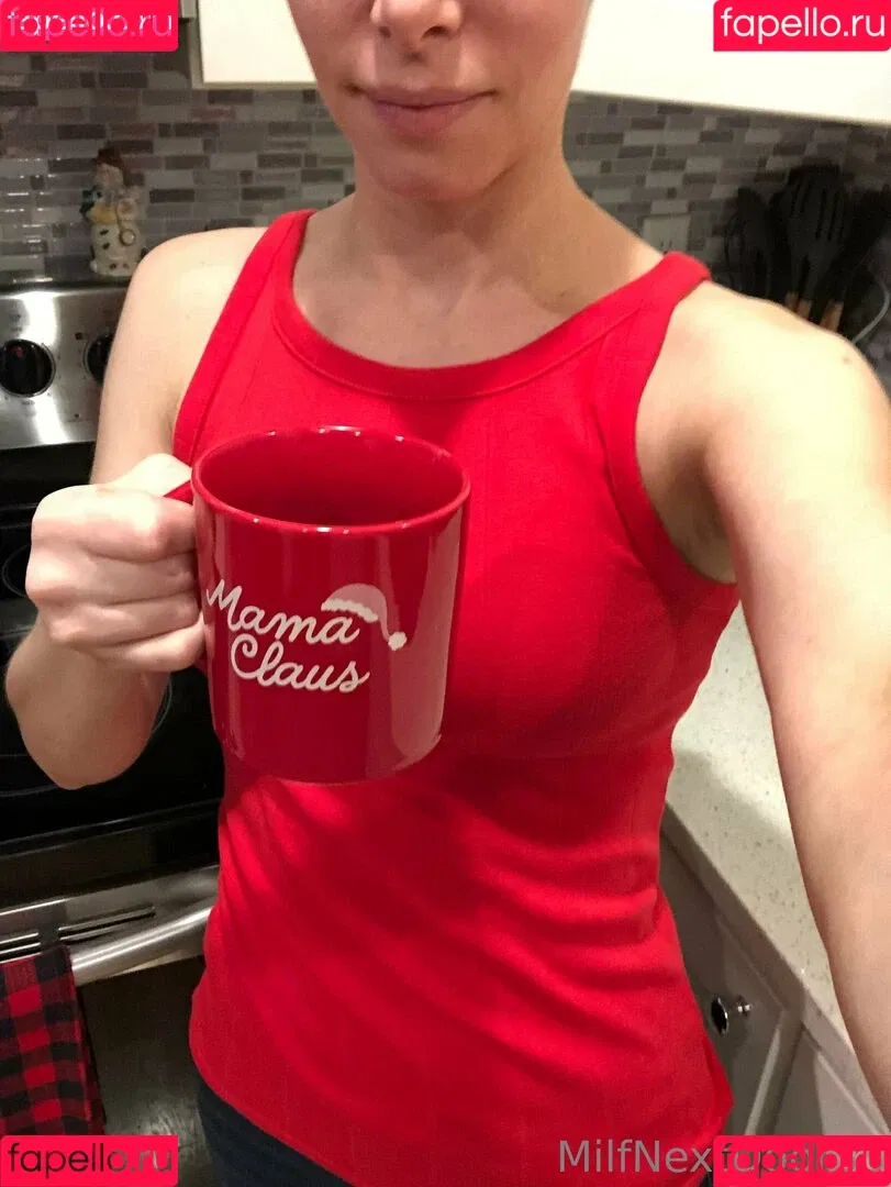 momnextdoor33 Onlyfans Photo Gallery 