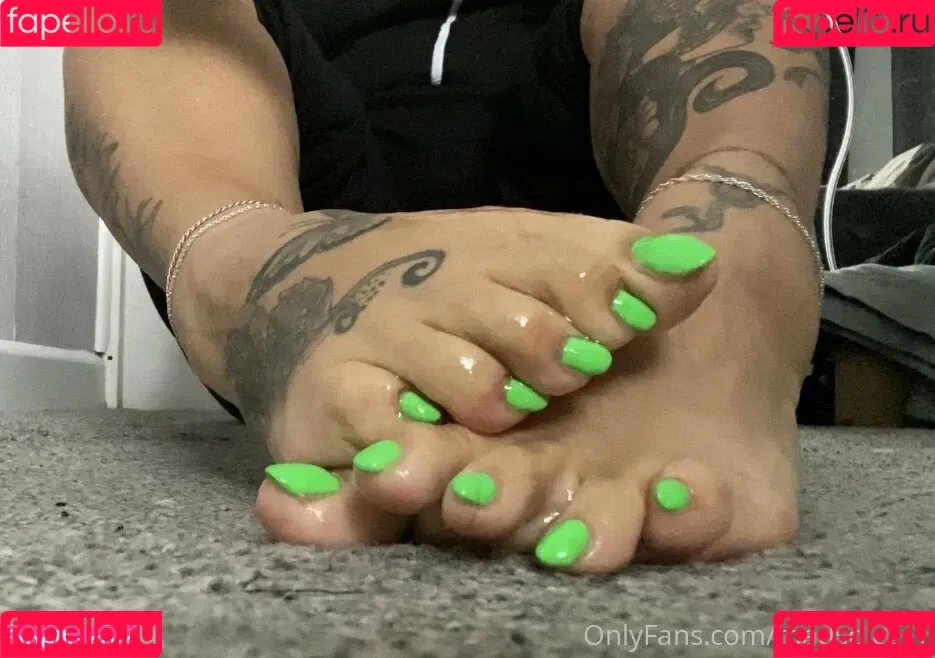madsoles_1 Onlyfans Photo Gallery 