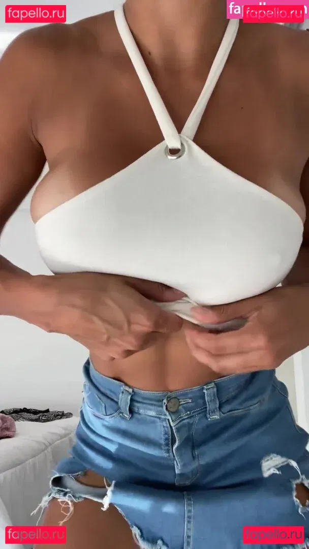 queenvalentina1 Onlyfans Photo Gallery 