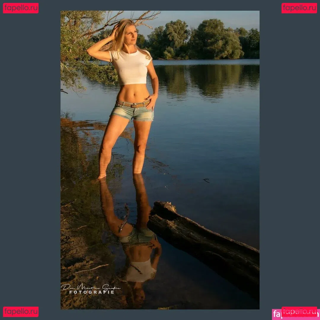 michi.sonne Onlyfans Photo Gallery 