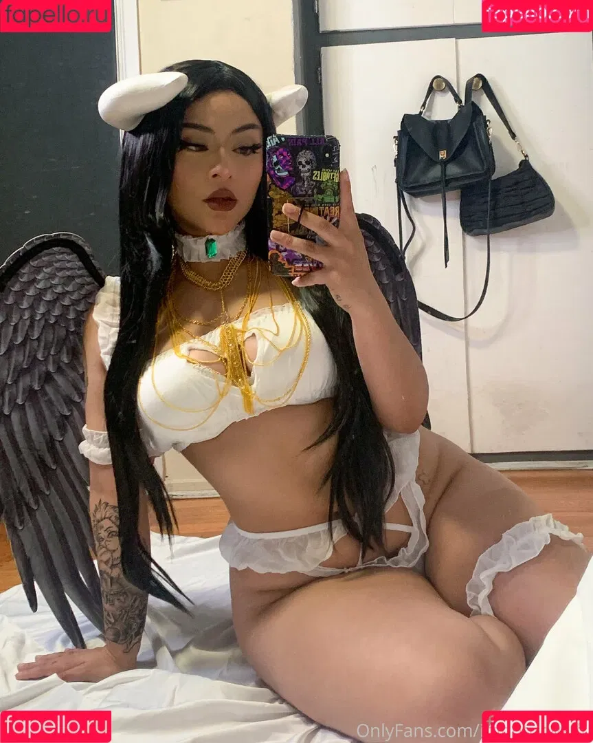 imnoturwaifu Onlyfans Photo Gallery 