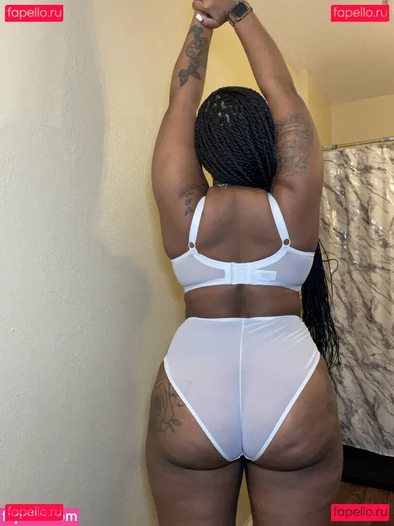 imnoturwaifu Onlyfans Photo Gallery 