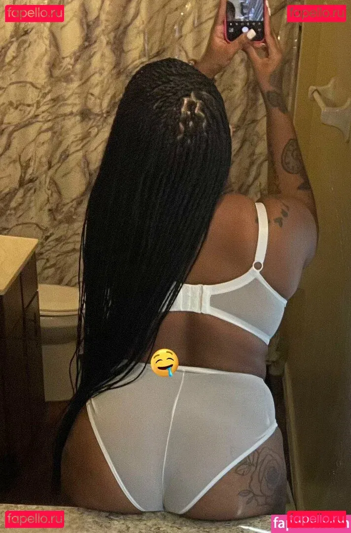 imnoturwaifu Onlyfans Photo Gallery 