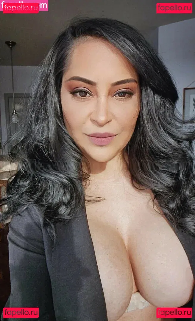 Michelle Miele Onlyfans Photo Gallery 