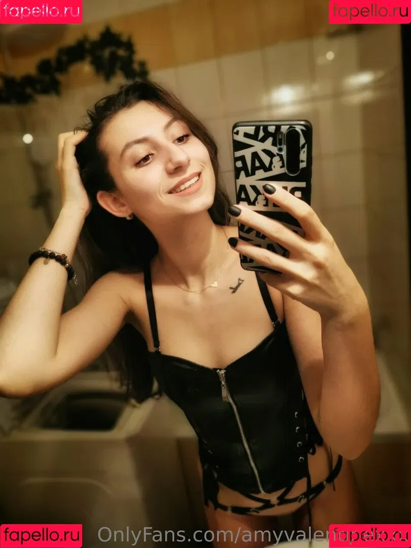 amyvalentinexxx Onlyfans Photo Gallery 