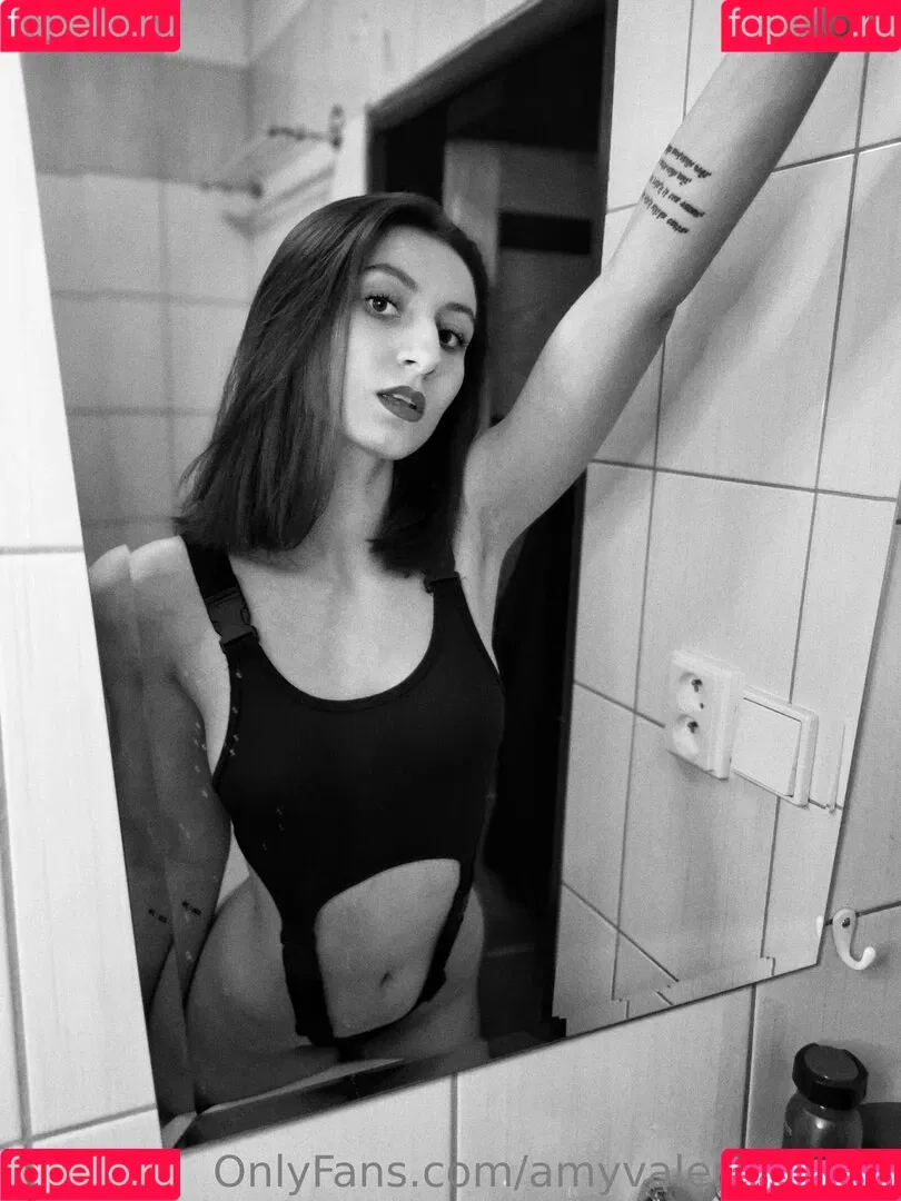 amyvalentinexxx Onlyfans Photo Gallery 