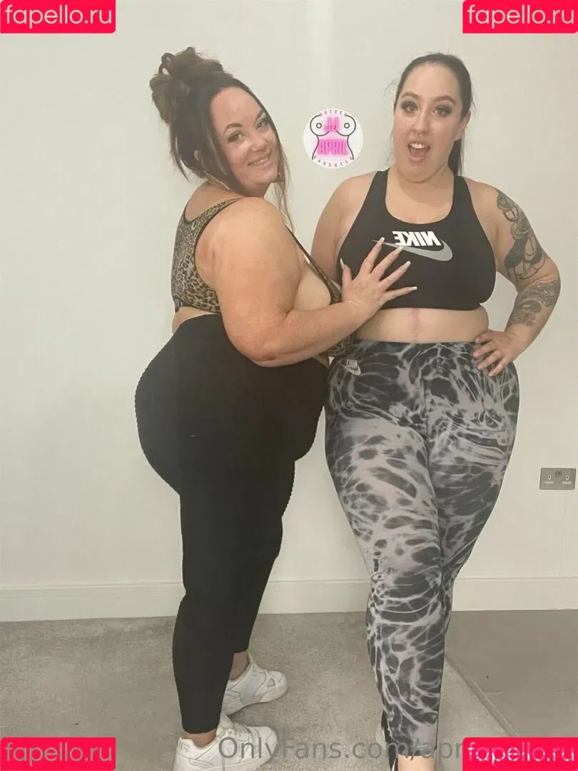 aprilfoxxxx Onlyfans Photo Gallery 