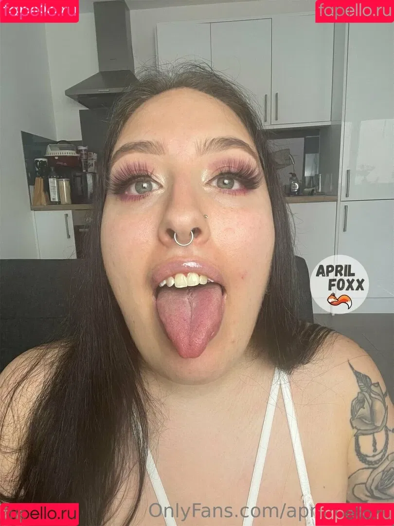 aprilfoxxxx Onlyfans Photo Gallery 