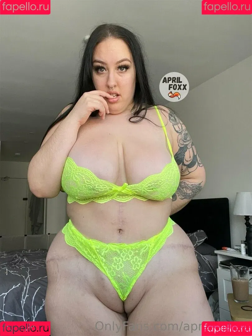 aprilfoxxxx Onlyfans Photo Gallery 