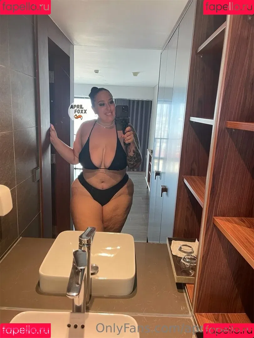 aprilfoxxxx Onlyfans Photo Gallery 