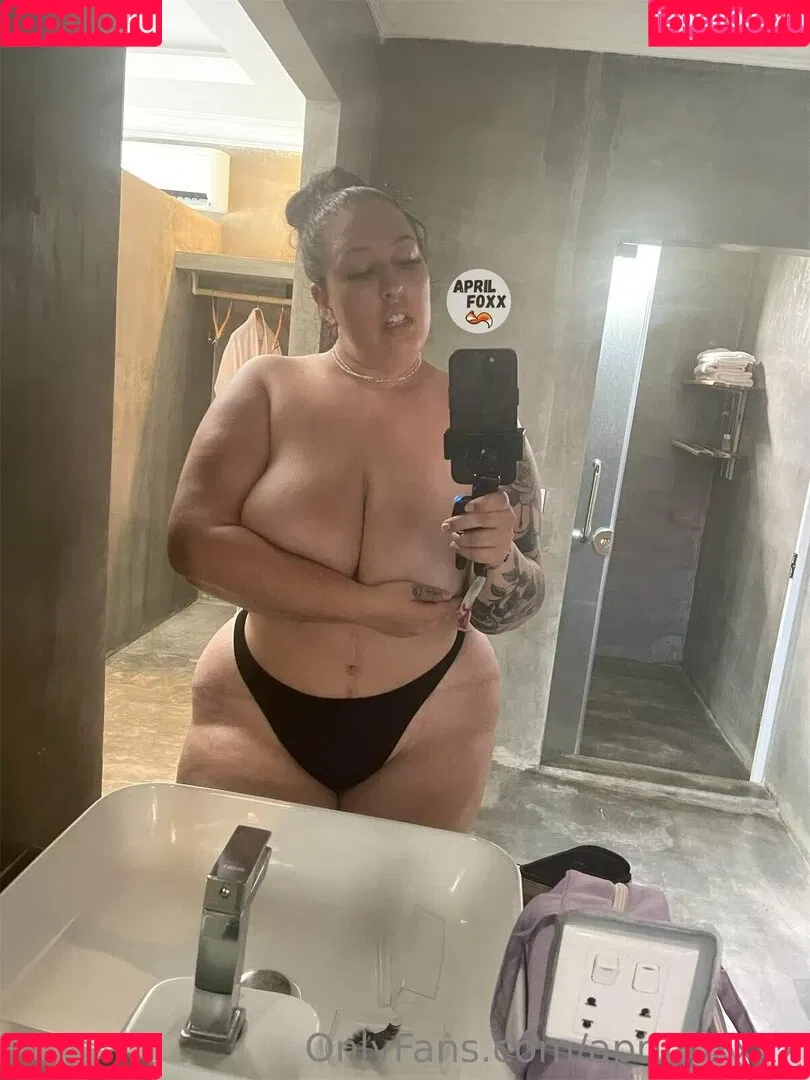 aprilfoxxxx Onlyfans Photo Gallery 