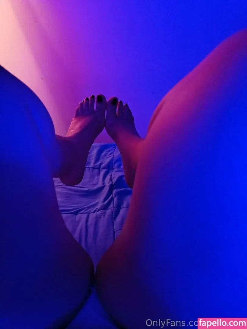 toryfeet Onlyfans Photo Gallery 