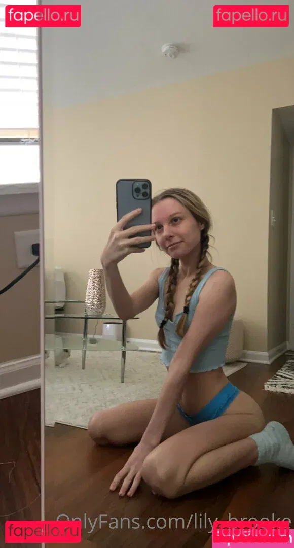 Lily Brooke Onlyfans Photo Gallery 