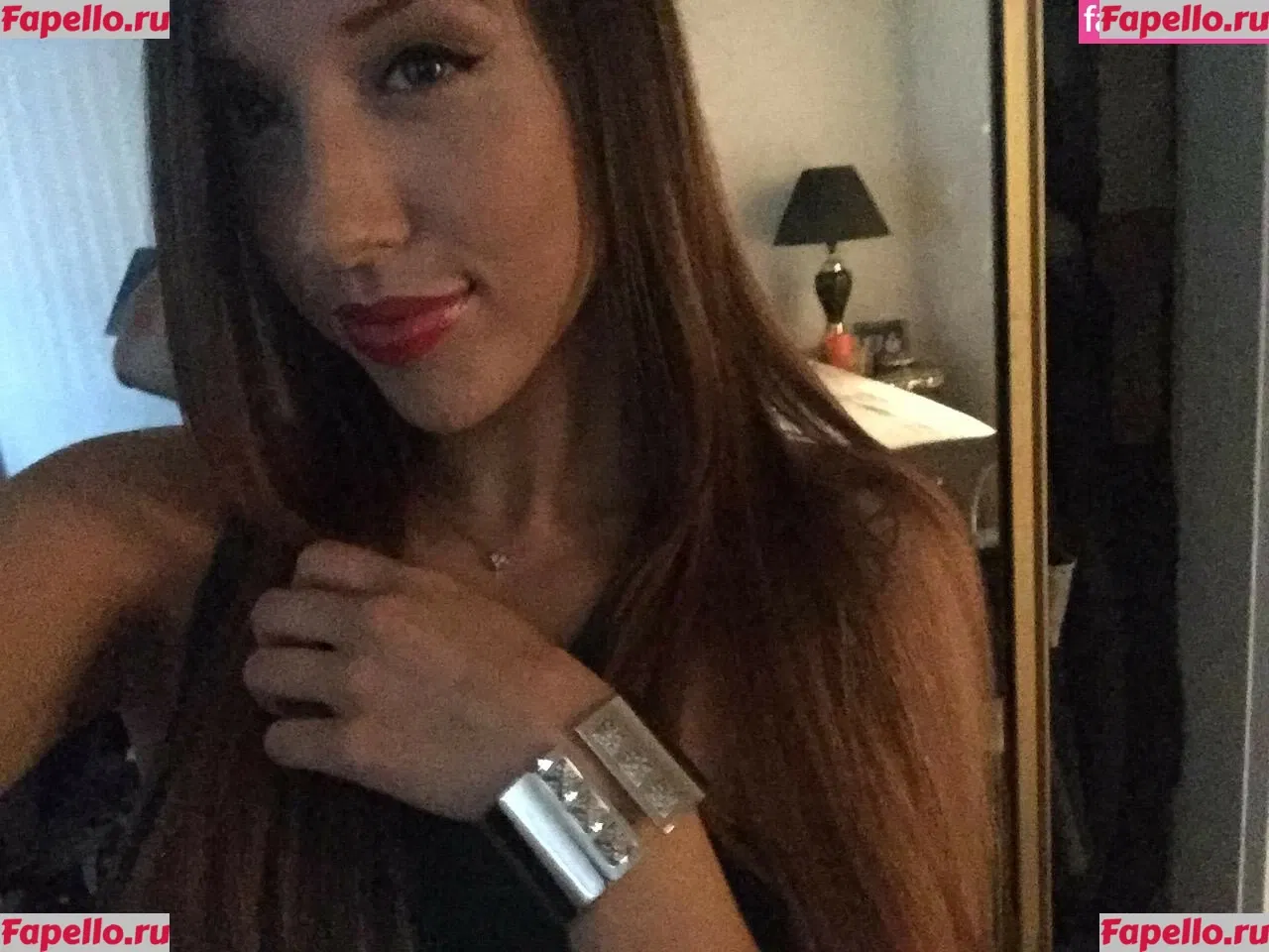JackieMButler Onlyfans Photo Gallery 
