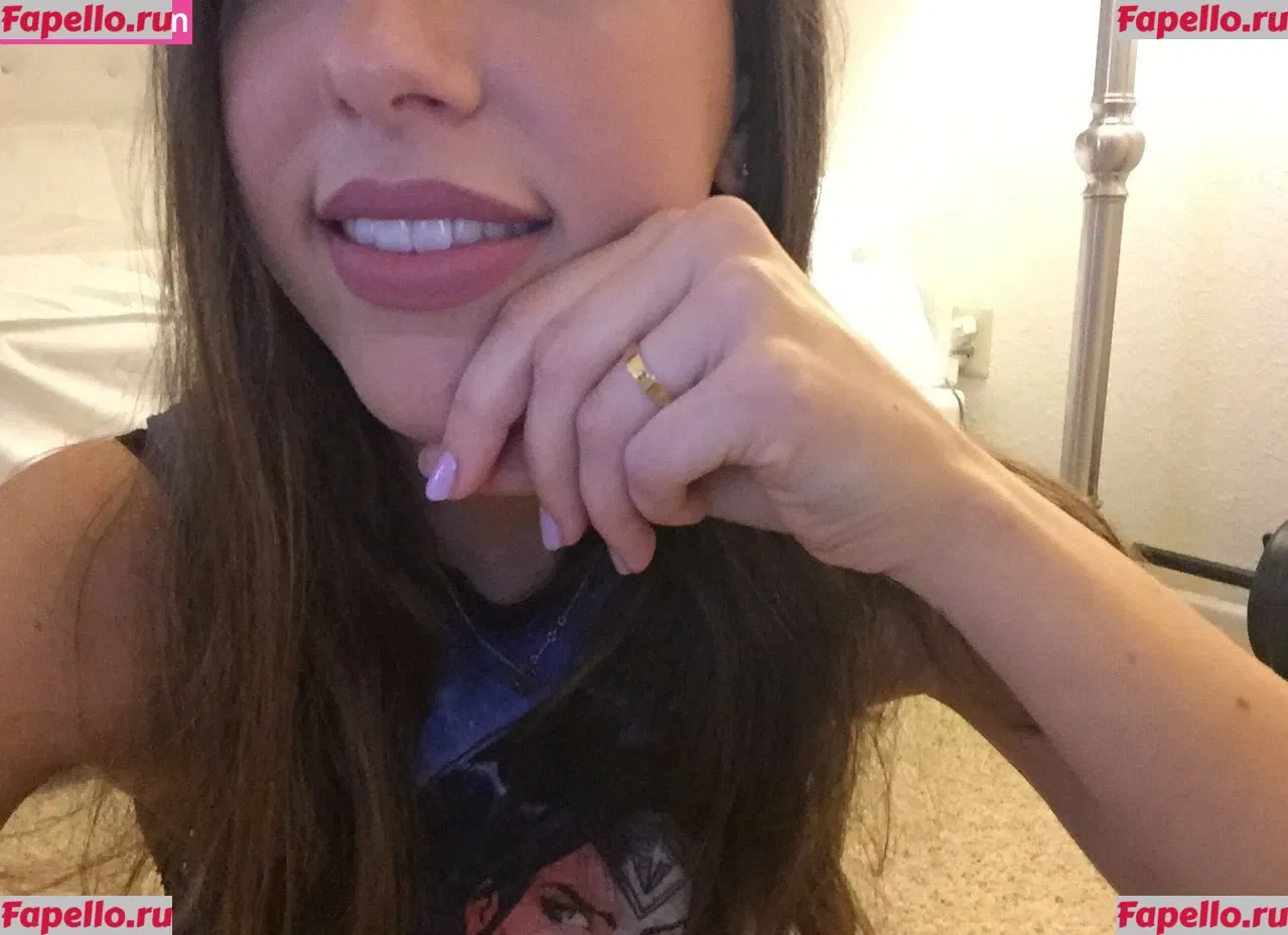 JackieMButler Onlyfans Photo Gallery 