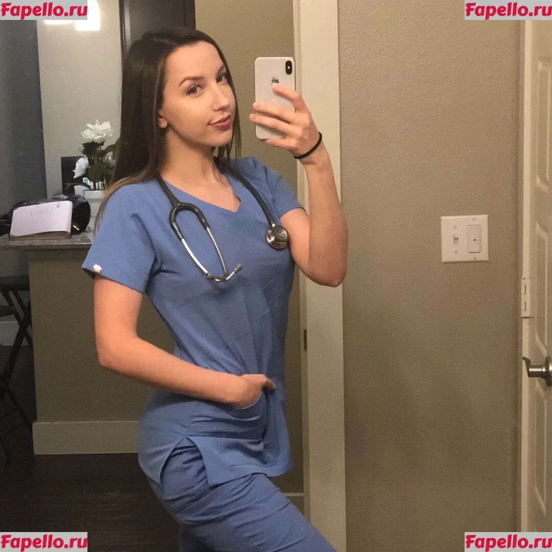 JackieMButler Onlyfans Photo Gallery 