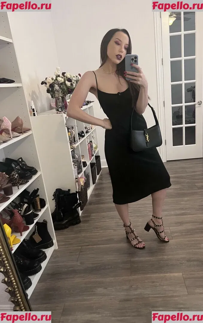 JackieMButler Onlyfans Photo Gallery 