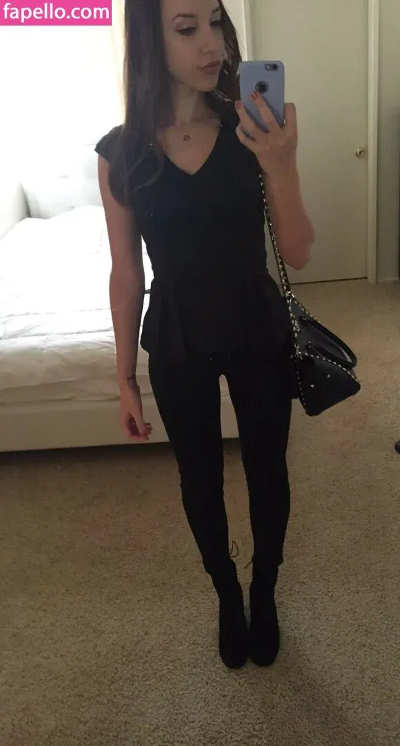 JackieMButler Onlyfans Photo Gallery 