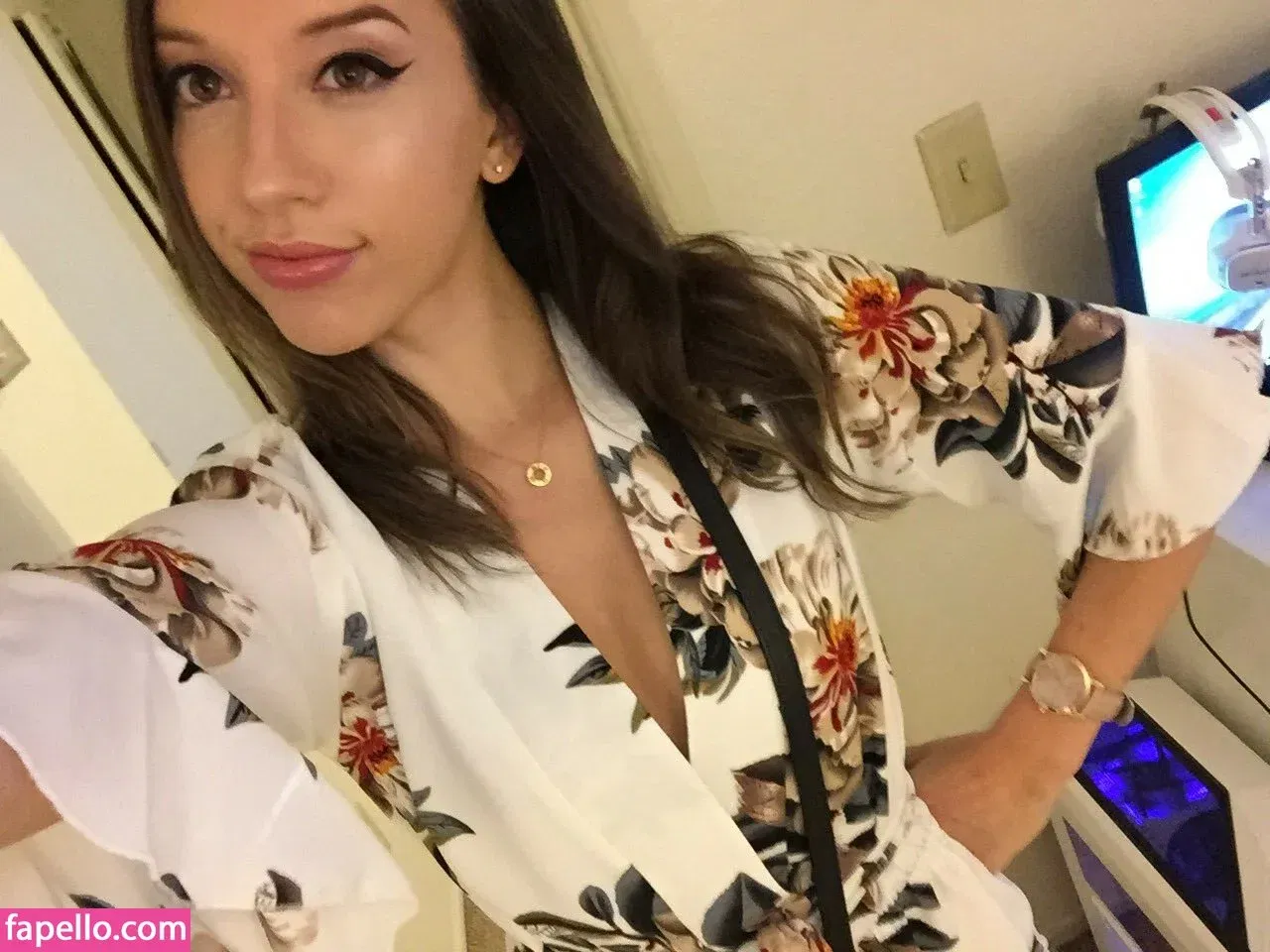 JackieMButler Onlyfans Photo Gallery 