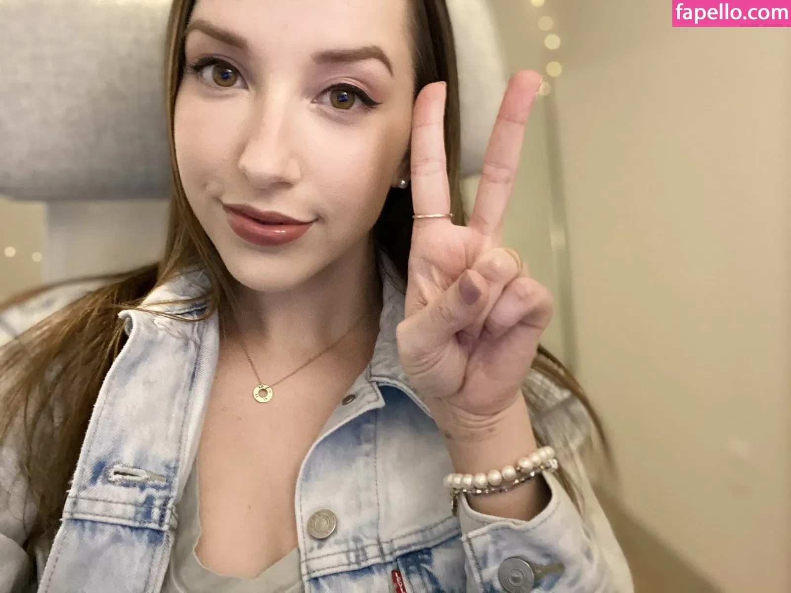 JackieMButler Onlyfans Photo Gallery 