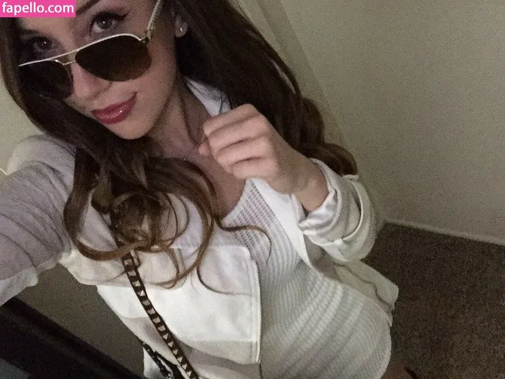 JackieMButler Onlyfans Photo Gallery 