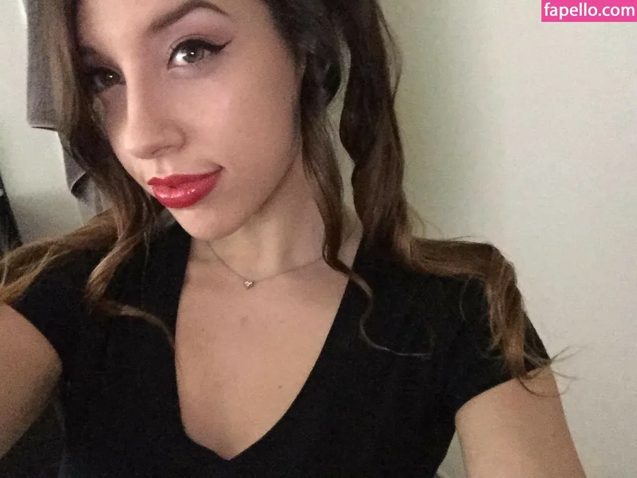 JackieMButler Onlyfans Photo Gallery 