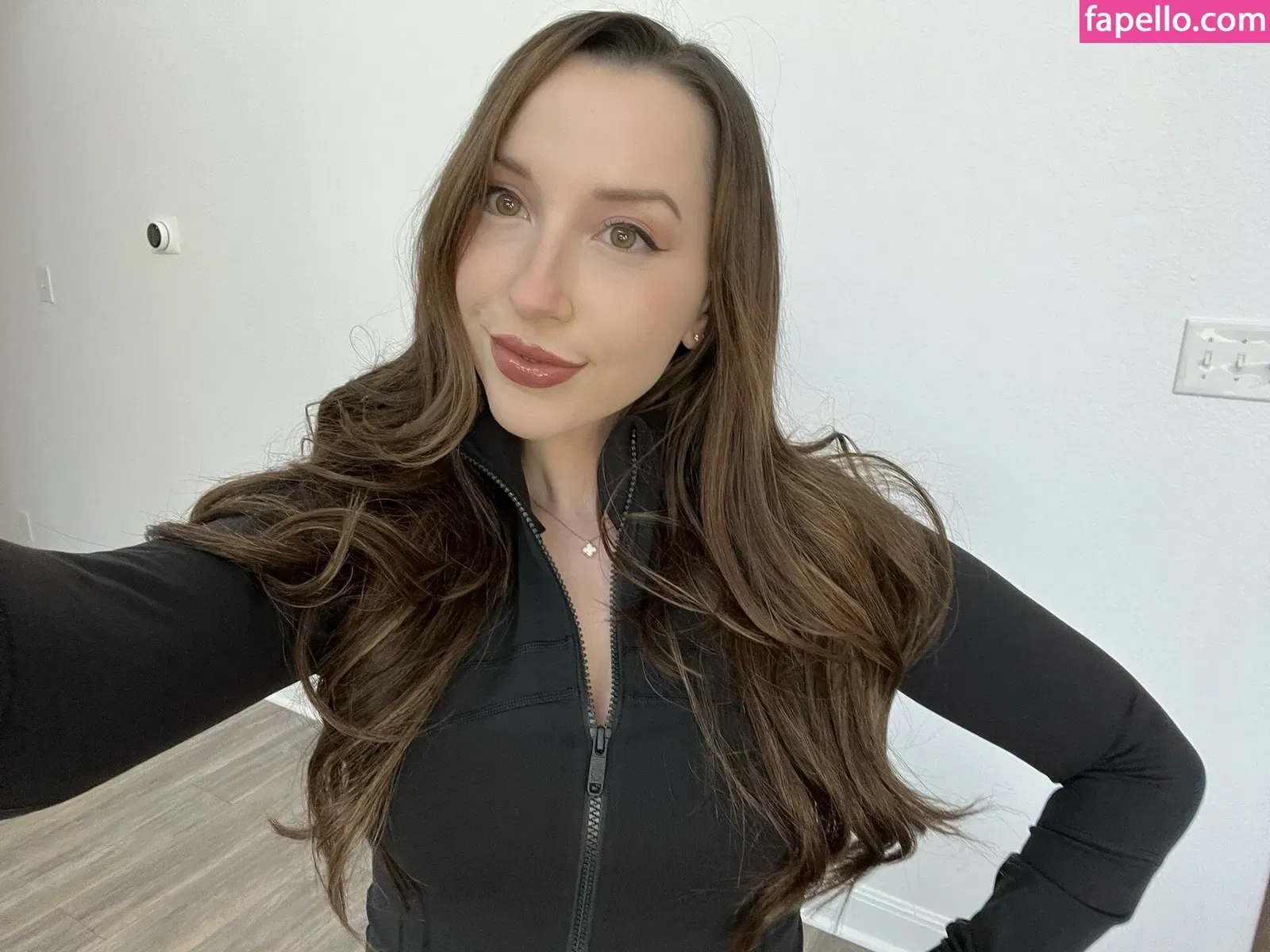 JackieMButler Onlyfans Photo Gallery 