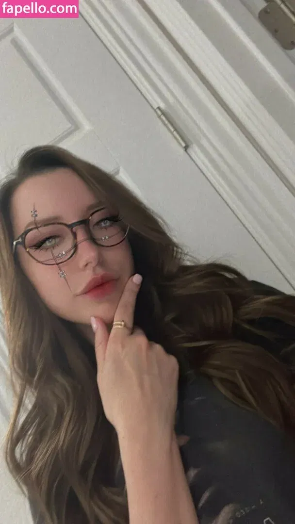 JackieMButler Onlyfans Photo Gallery 